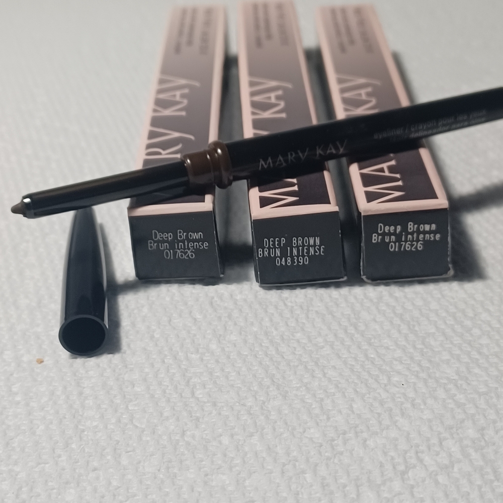 Mary Kay Eyeliner Mechanical Pencil - NEW - Deep Brown - 1 Available 2 SOLD